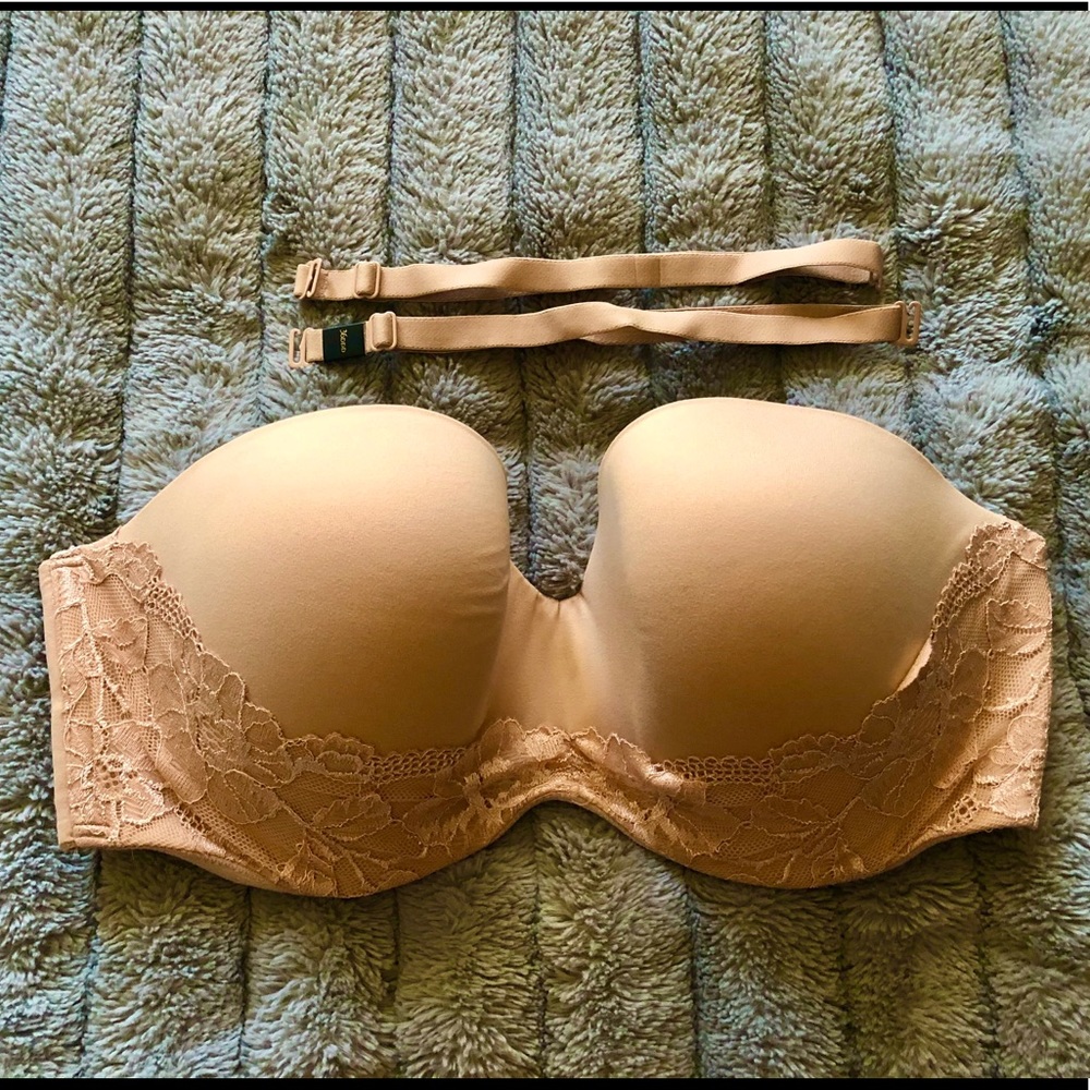 NWOT Victoria’s Secret Strapless Bras